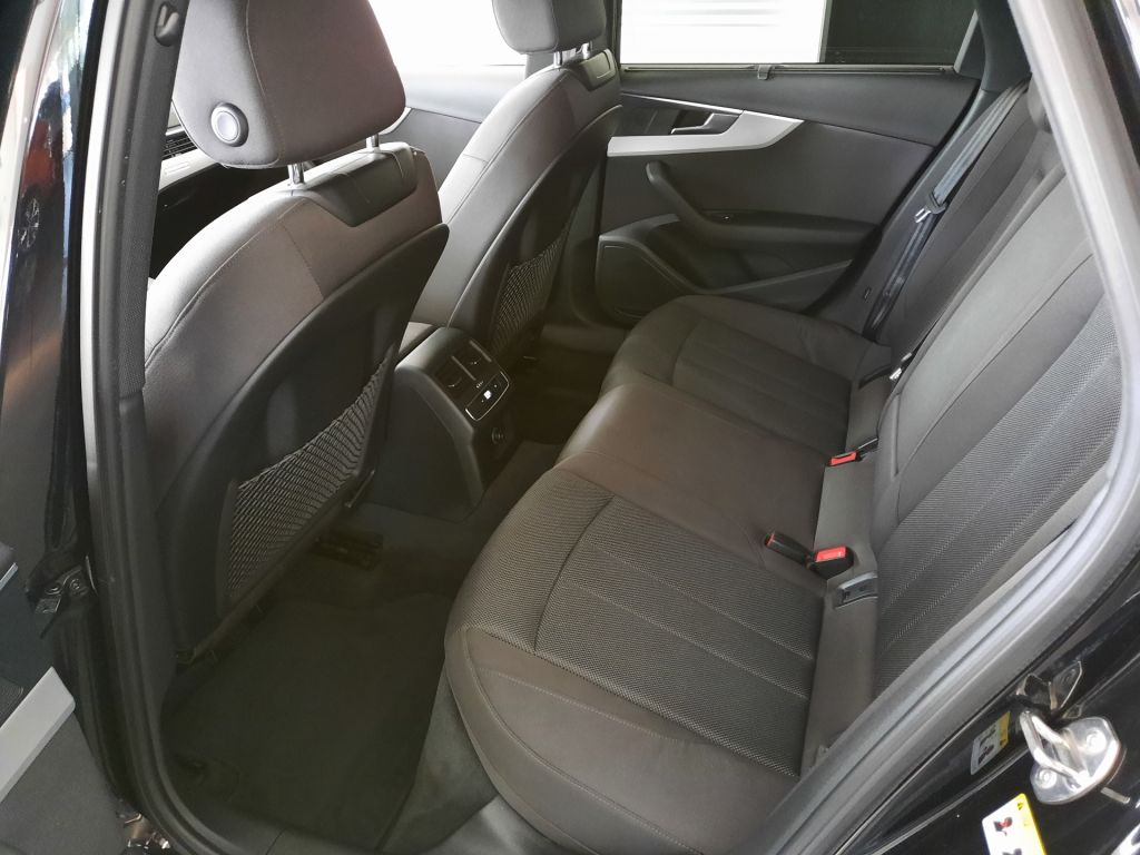 Audi A4 Avant 45 TFSI quattro (195kW/265k) S Tronic