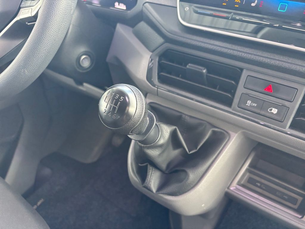Volkswagen Crafter - skříňový vůz 2,0 TDI / 103 kW