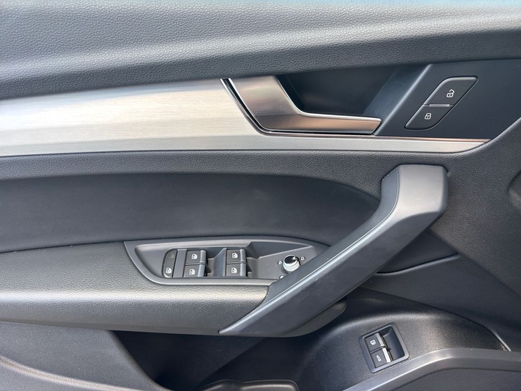 Audi Q5 2,0 TSI / 220 kW S LINE QUATTRO DSG PHEV