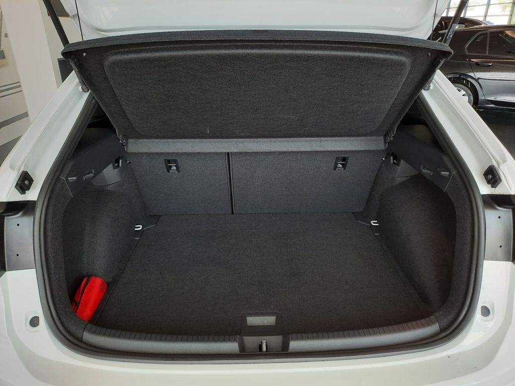 Volkswagen Taigo R-Line 1.5 TSI (110kW/150k) DSG