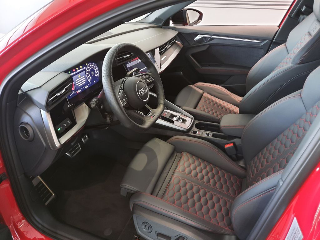 Audi RS3 Sportback 2.5 TFSI quattro (294kW/400k)