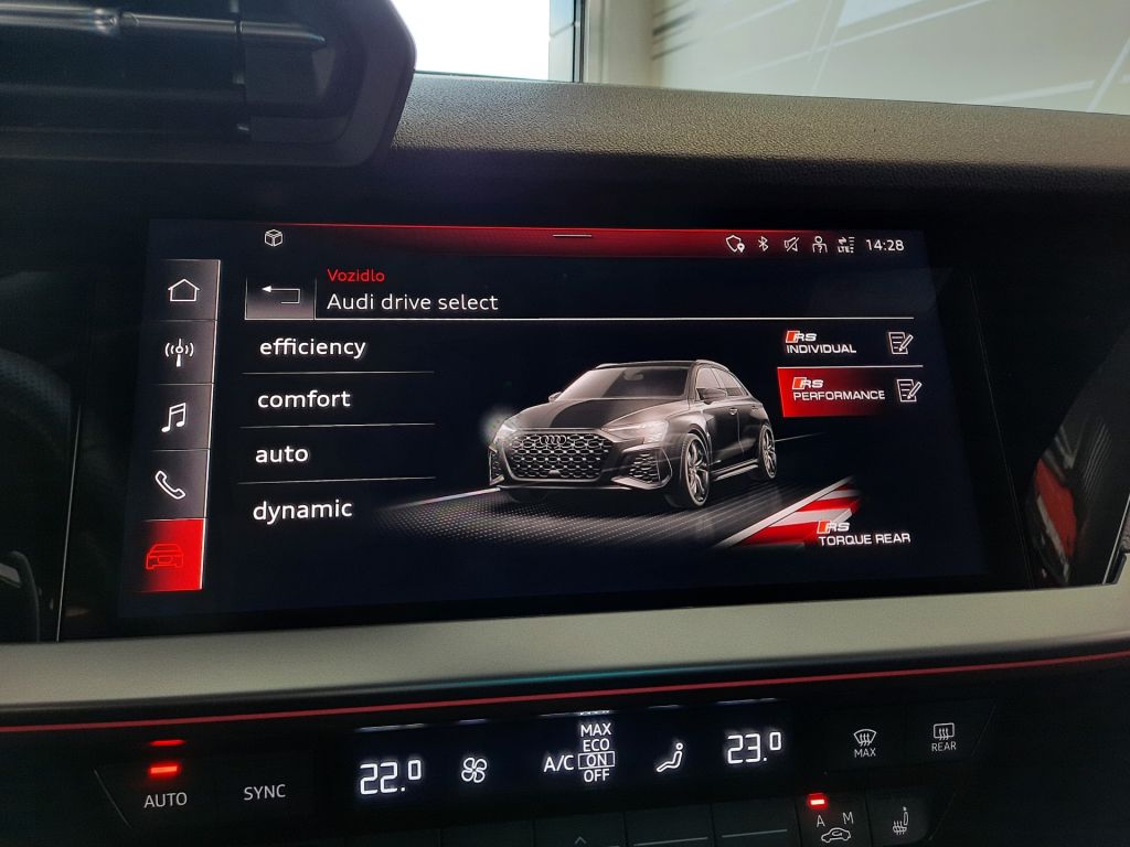 Audi RS3 Sportback 2.5 TFSI quattro (294kW/400k)