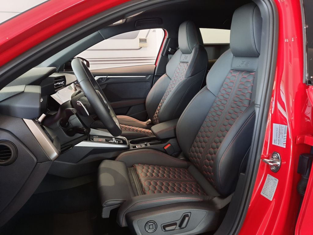 Audi RS3 Sportback 2.5 TFSI quattro (294kW/400k)