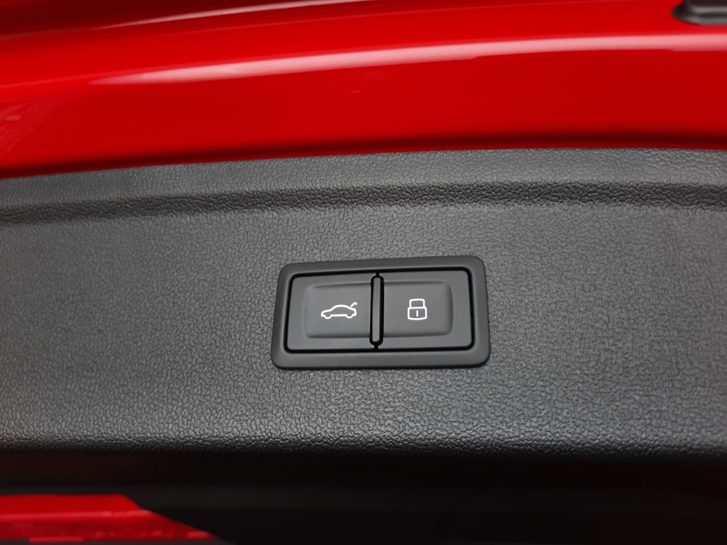 Audi RS3 Sportback 2.5 TFSI quattro (294kW/400k)
