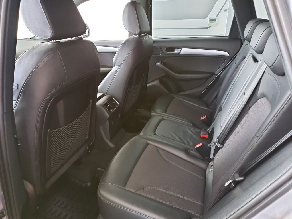 Audi Q5 2.0 TDI quattro (140kW/190k) S tronic, S line