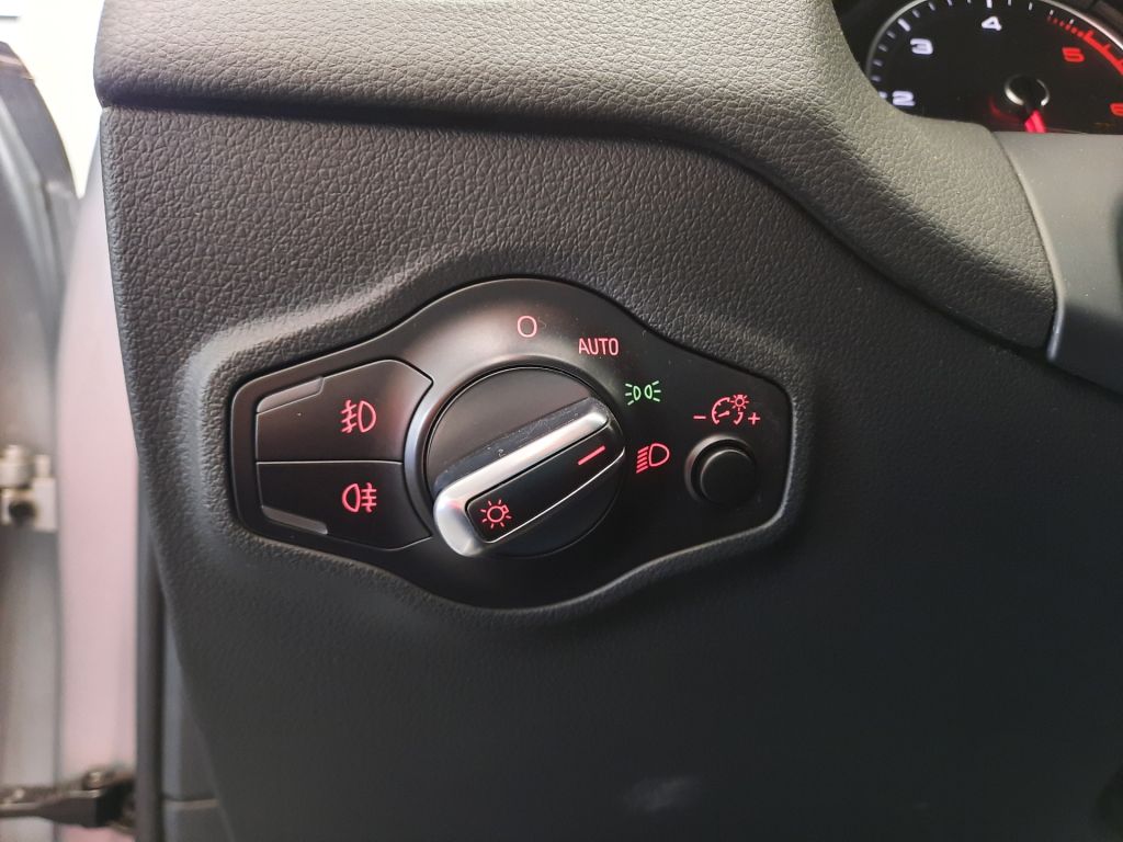 Audi Q5 2.0 TDI quattro (140kW/190k) S tronic, S line