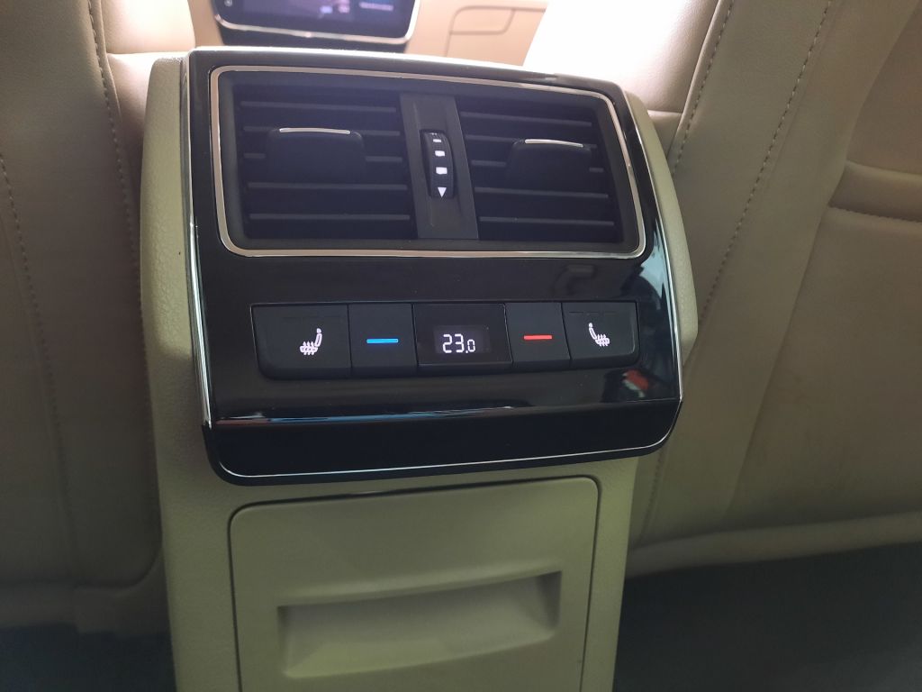 Škoda Superb Laurin&Klement 2.0 TSI 4x4 (200kW/272k) DSG