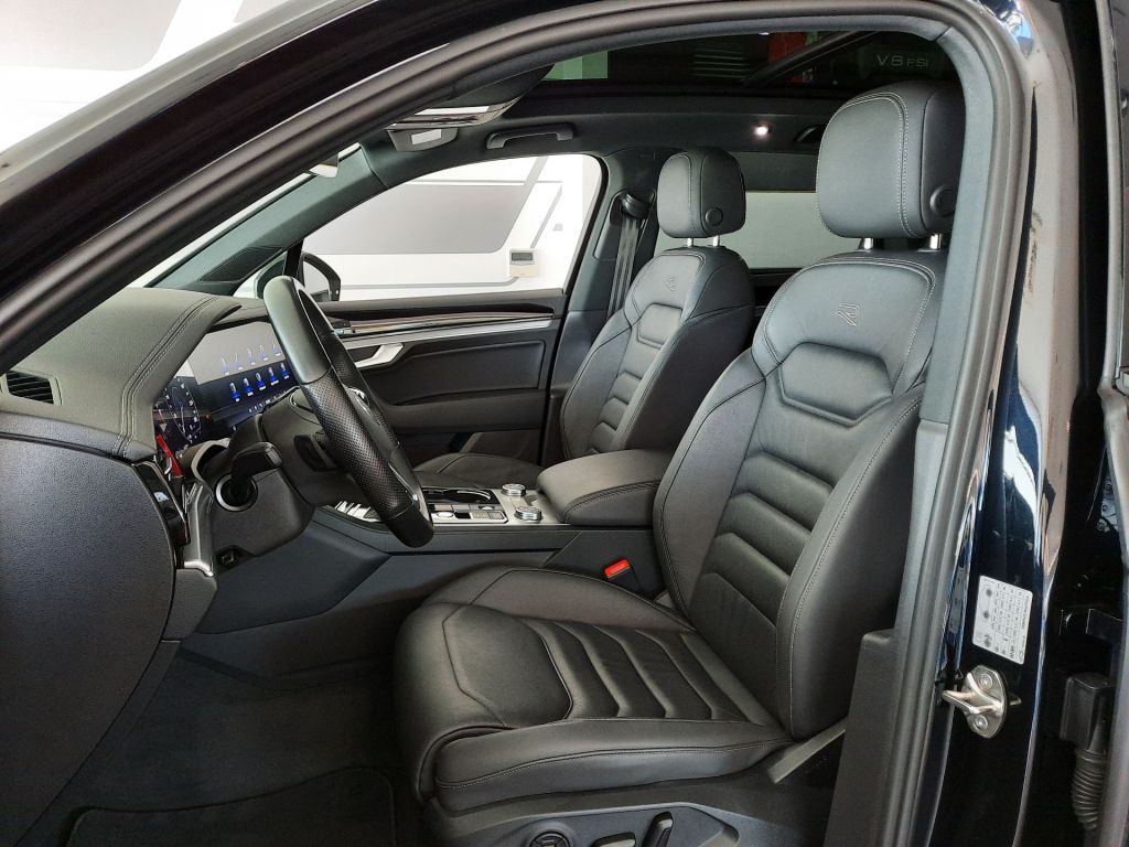 Volkswagen Touareg R-Line 3.0 TDI 4Motion (210kW/285k) Tiptronic