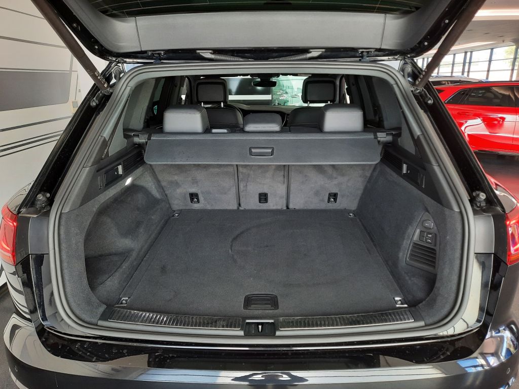 Volkswagen Touareg R-Line 3.0 TDI 4Motion (210kW/285k) Tiptronic