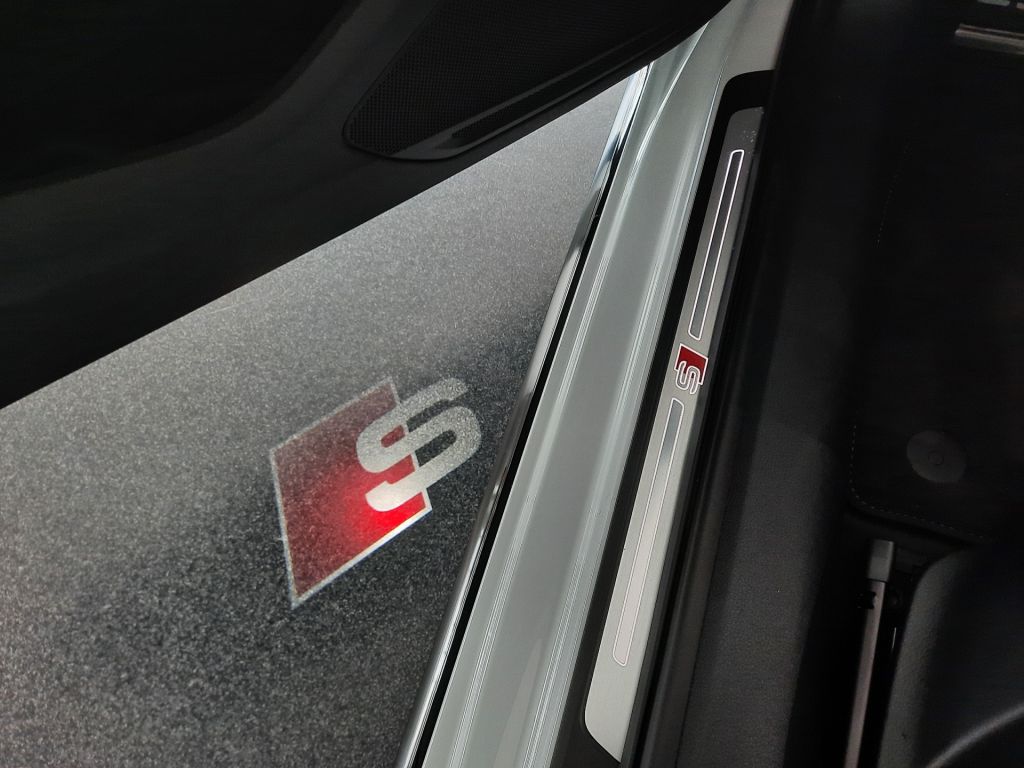 Audi A4 Avant 40 TDI quattro (150kW/204k) S tronic, S line