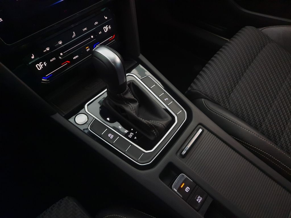 Volkswagen Passat Variant R-Line 2.0 TDI (147kW/200k) DSG