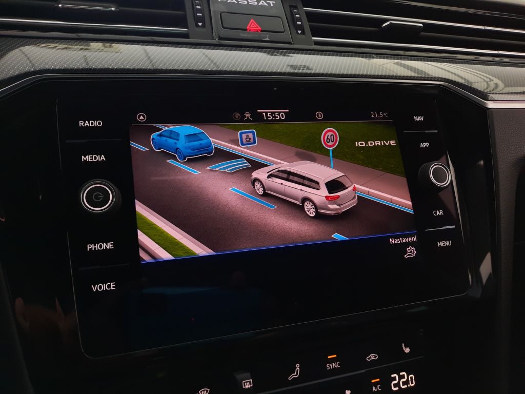 Volkswagen Passat Variant R-Line 2.0 TDI (147kW/200k) DSG