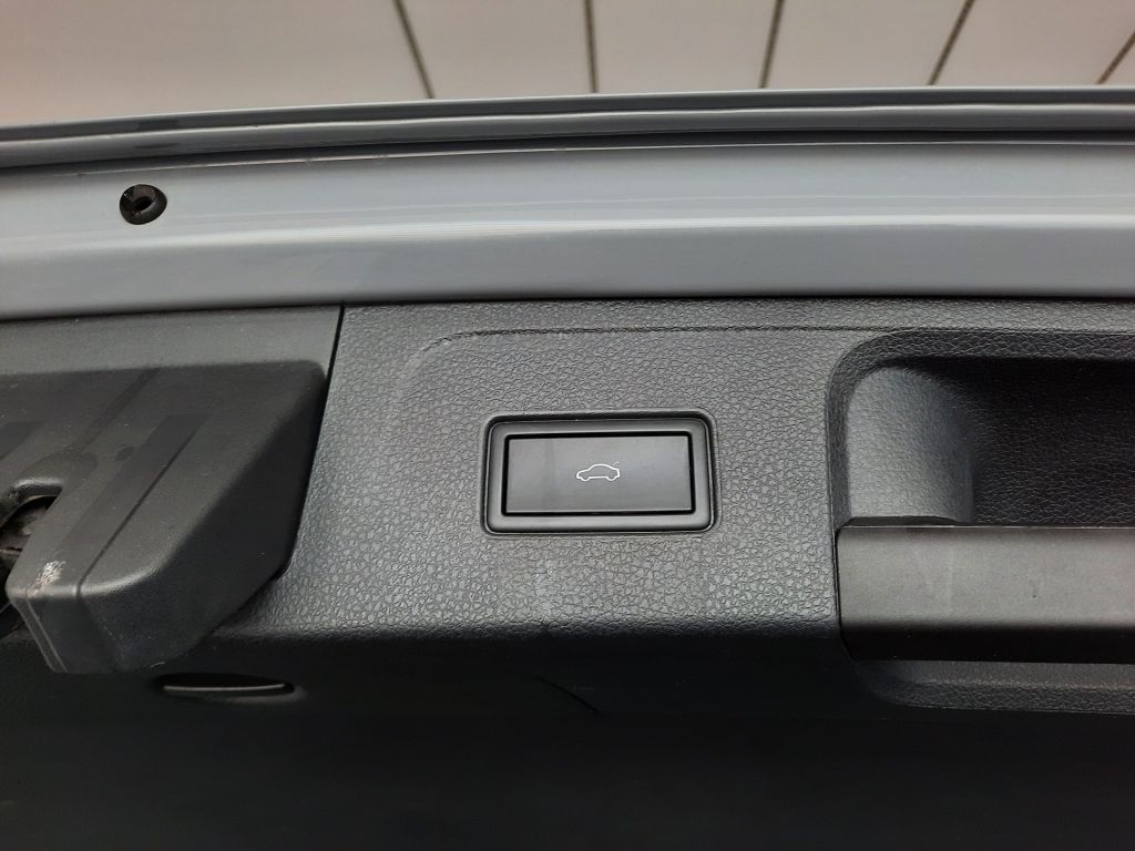 Volkswagen Passat Variant R-Line 2.0 TDI (147kW/200k) DSG