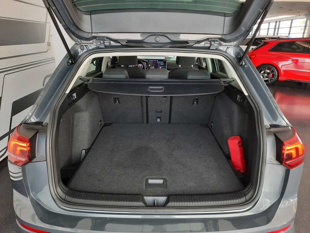 Volkswagen Golf Variant People 1.5 eTSI (85kW/116k) DSG