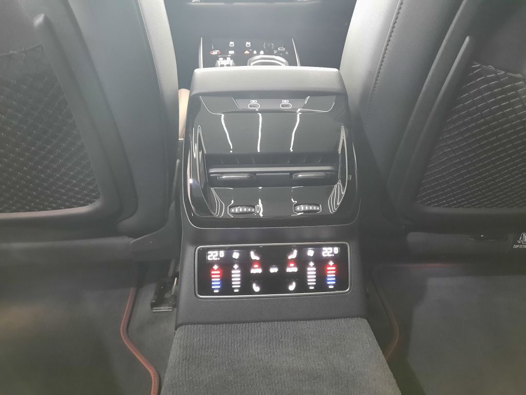 Audi A6 Avant S-Line 3.0 TFSI quattro (270kW/367k) STR