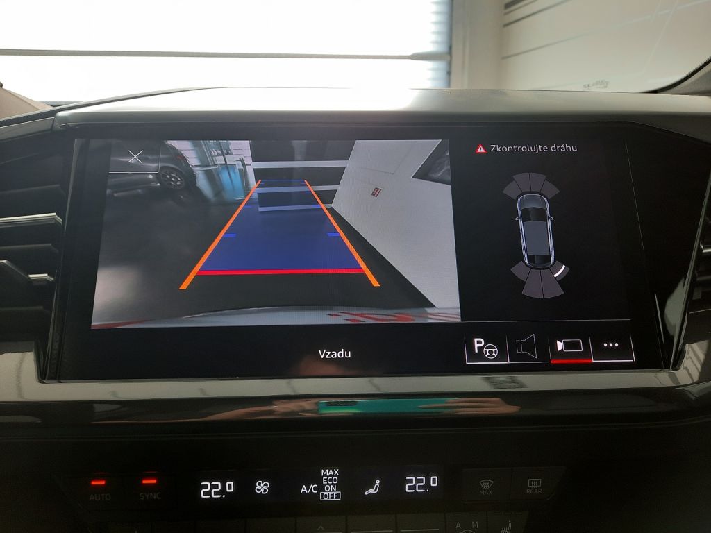 Audi Q4 e-tron 40 Sportback (150kW/204k)