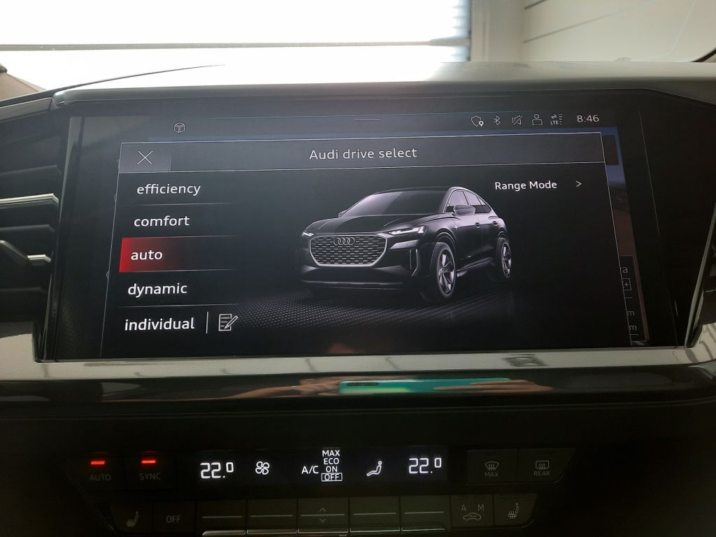 Audi Q4 e-tron 40 Sportback (150kW/204k)