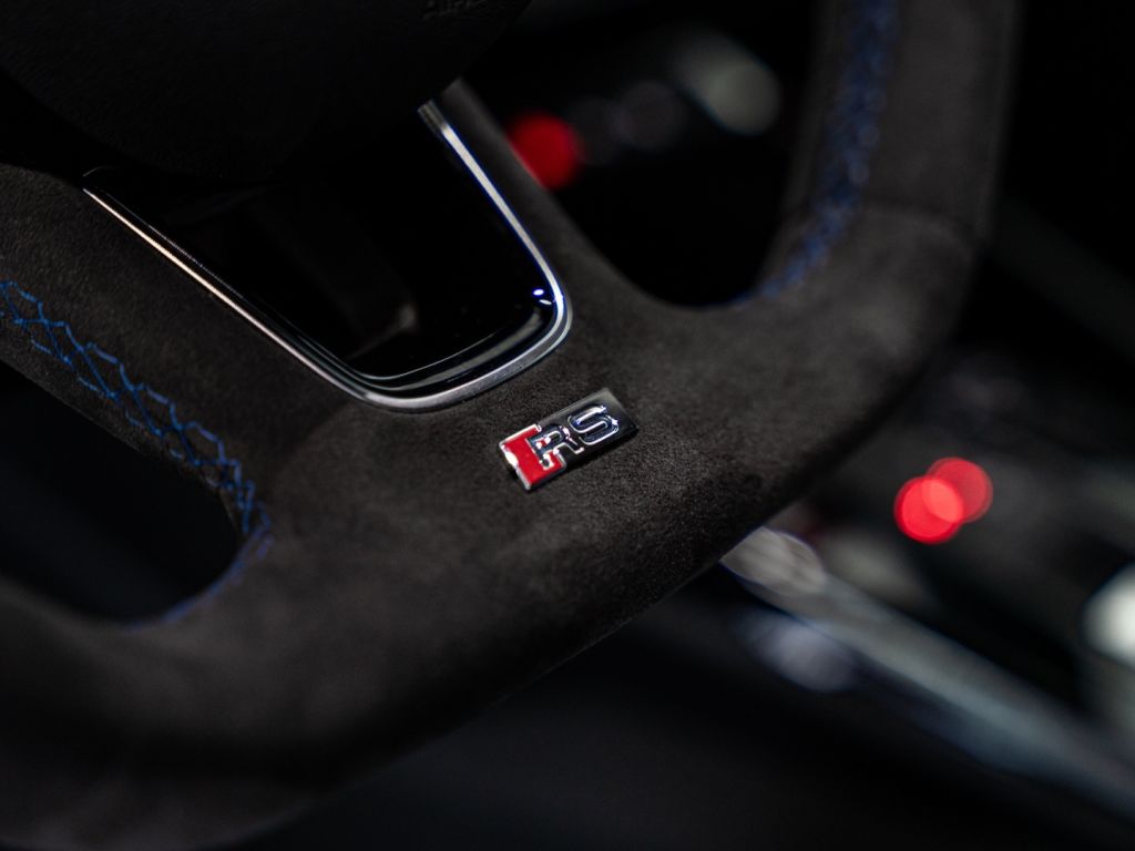 Audi RS3 2.5 TFSI quattro (294kW/400k) Limuzína