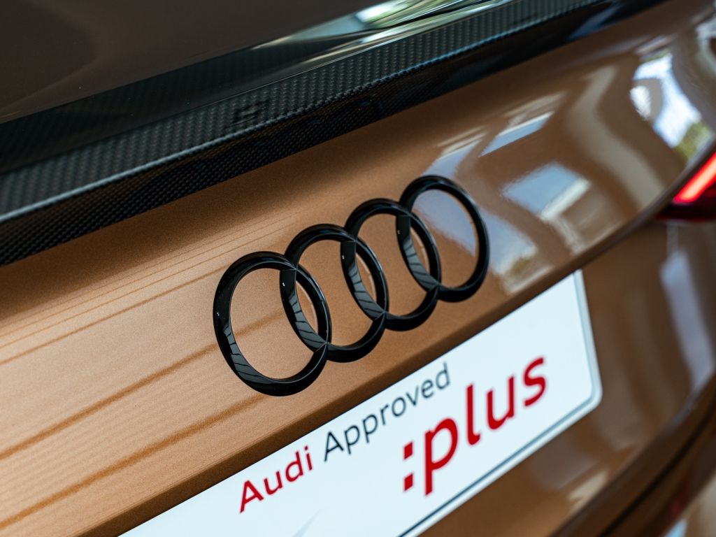 Audi RS3 2.5 TFSI quattro (294kW/400k) Limuzína