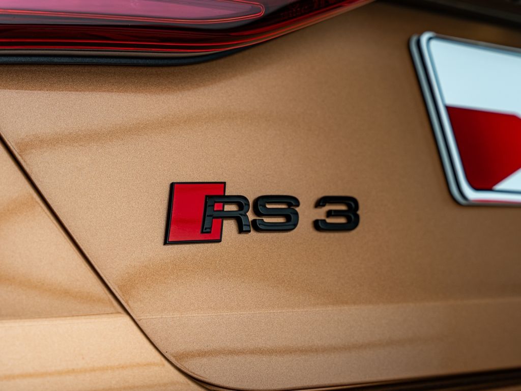 Audi RS3 2.5 TFSI quattro (294kW/400k) Limuzína